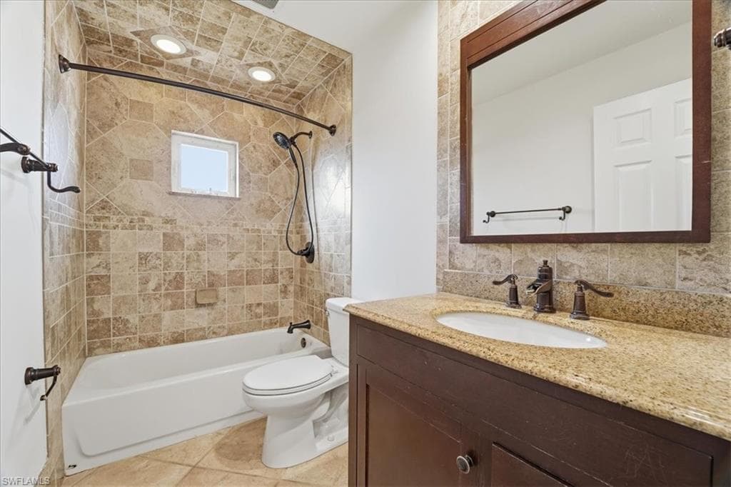 18343 Hawthorne RD, FORT MYERS FL 33967-19