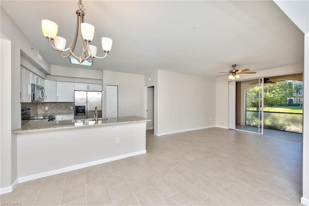 1200 Reserve WAY # 106, NAPLES FL 34105-2