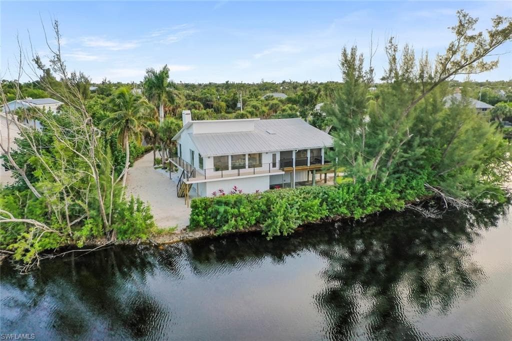 9455 Coventry CT, SANIBEL FL 33957-2