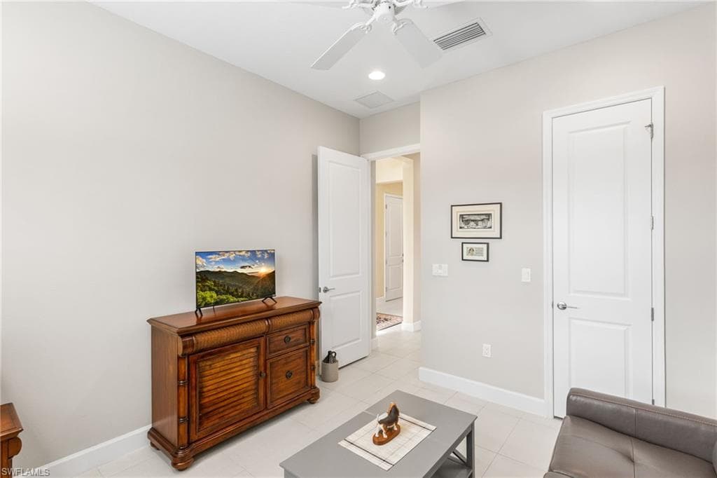 11409 Jacaranda DR-31