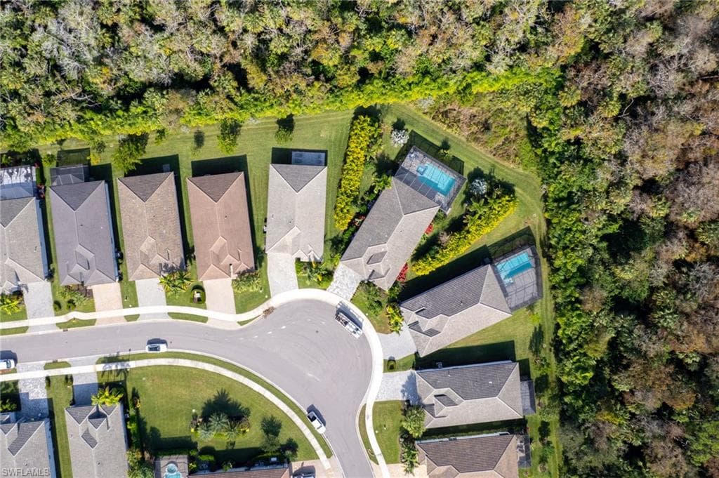 11409 Jacaranda DR-40