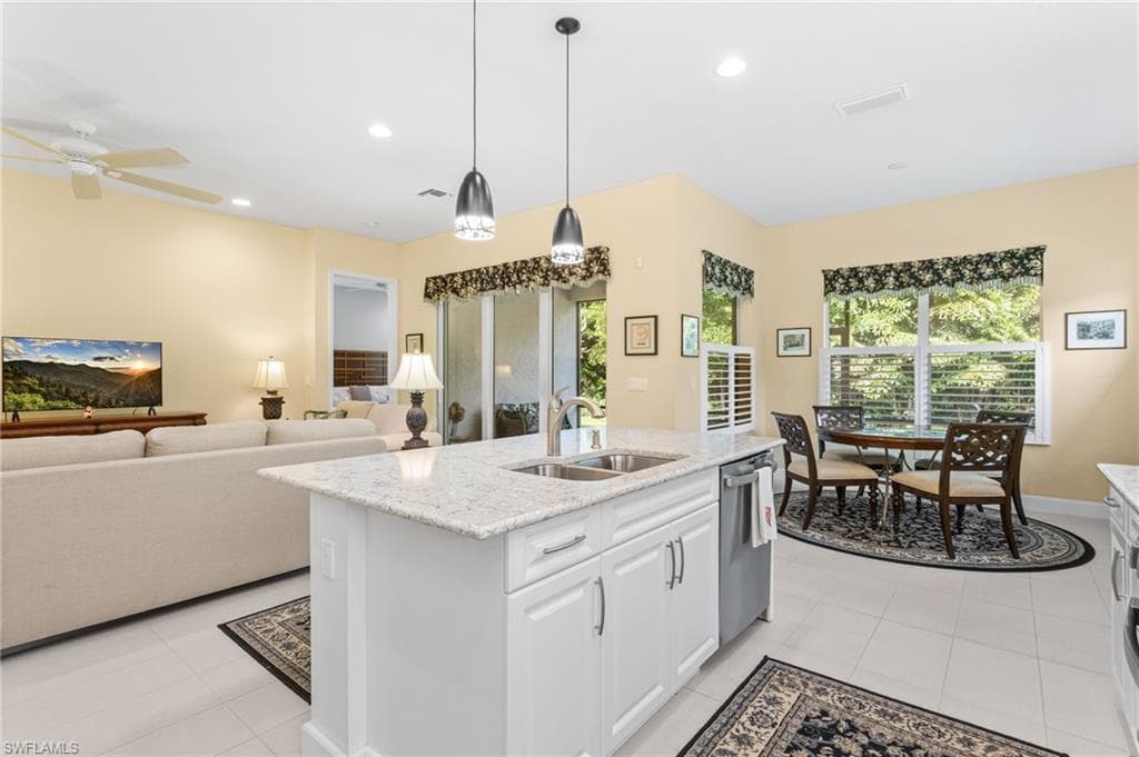 11409 Jacaranda DR-17