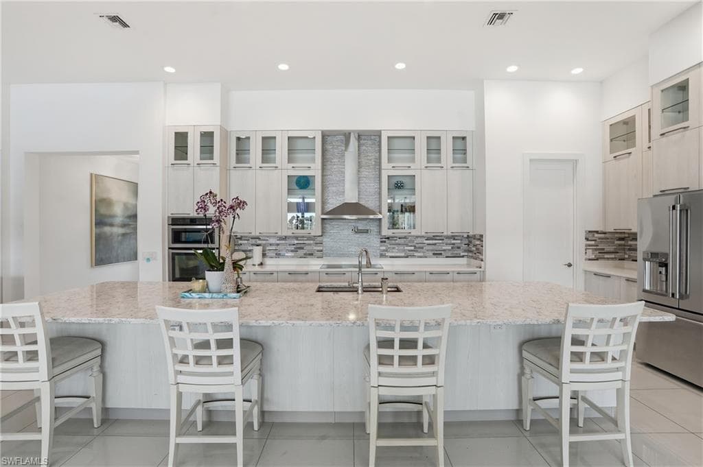 14831 Dockside LN, NAPLES FL 34114-11