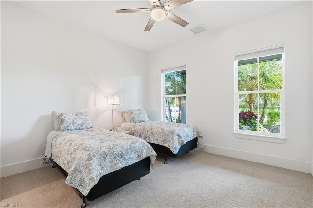 14831 Dockside LN, NAPLES FL 34114-17