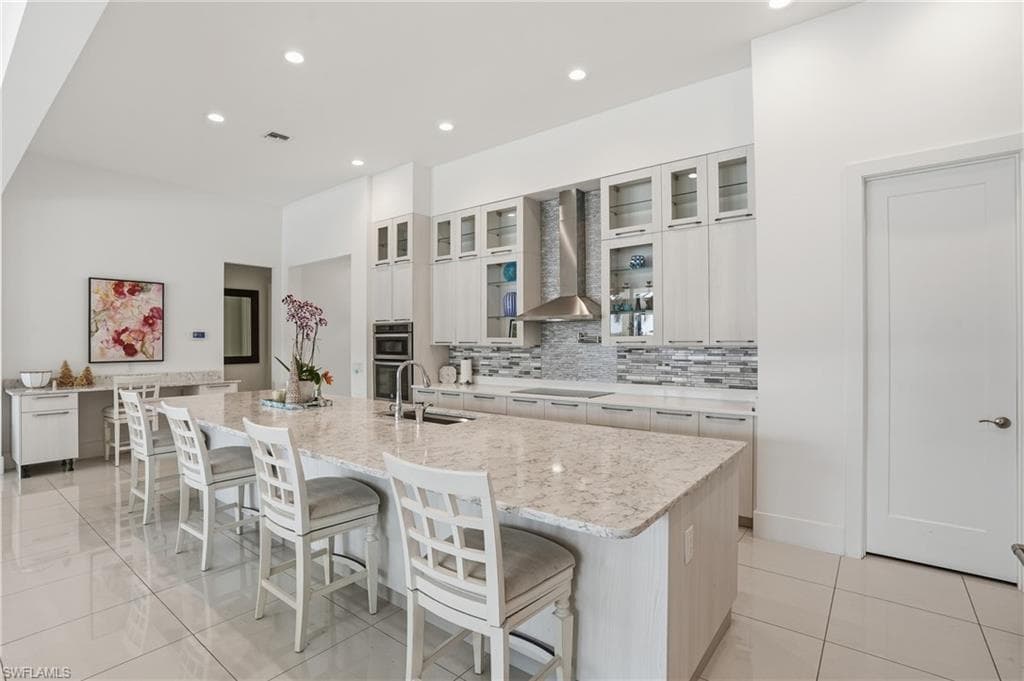 14831 Dockside LN, NAPLES FL 34114-10
