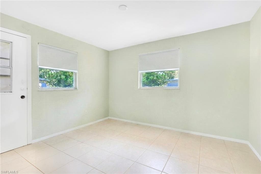 5306 Martin ST, NAPLES FL 34113-22