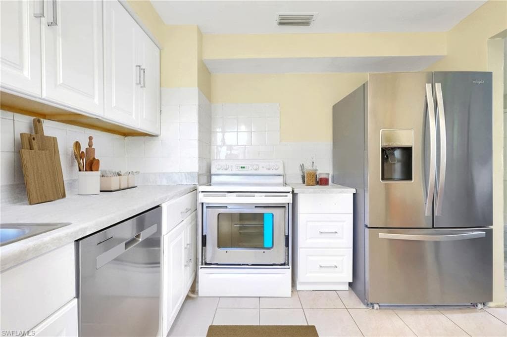 5306 Martin ST, NAPLES FL 34113-36