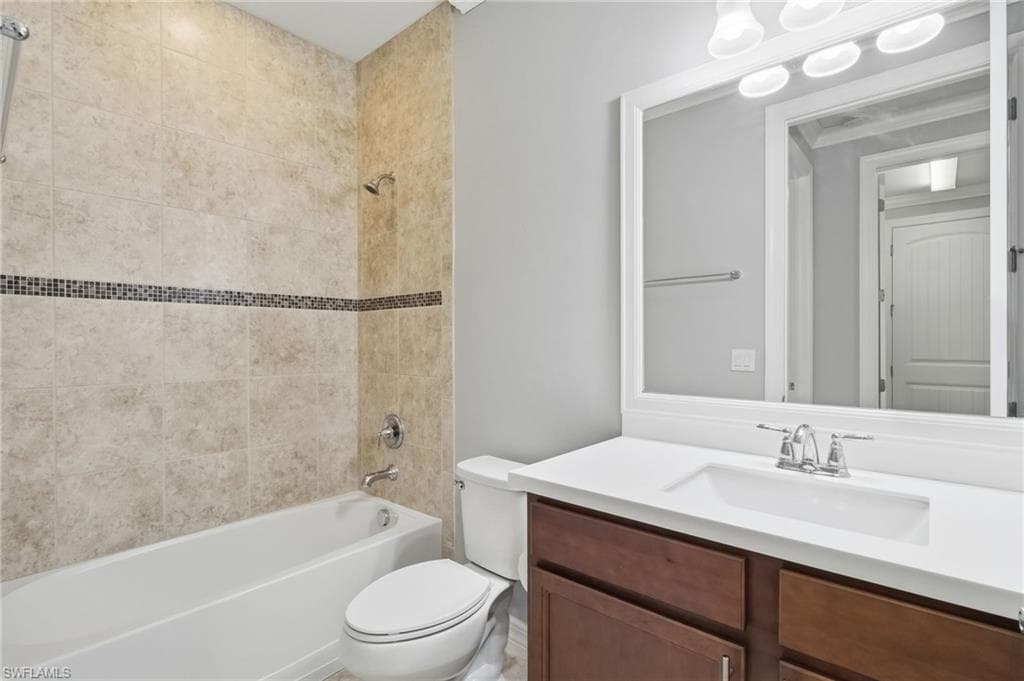 11701 Bowes CIR, FORT MYERS FL 33913-31