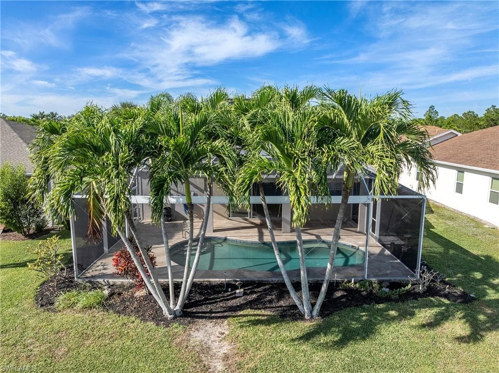 320 Spider Lily LN, NAPLES FL 34119-9