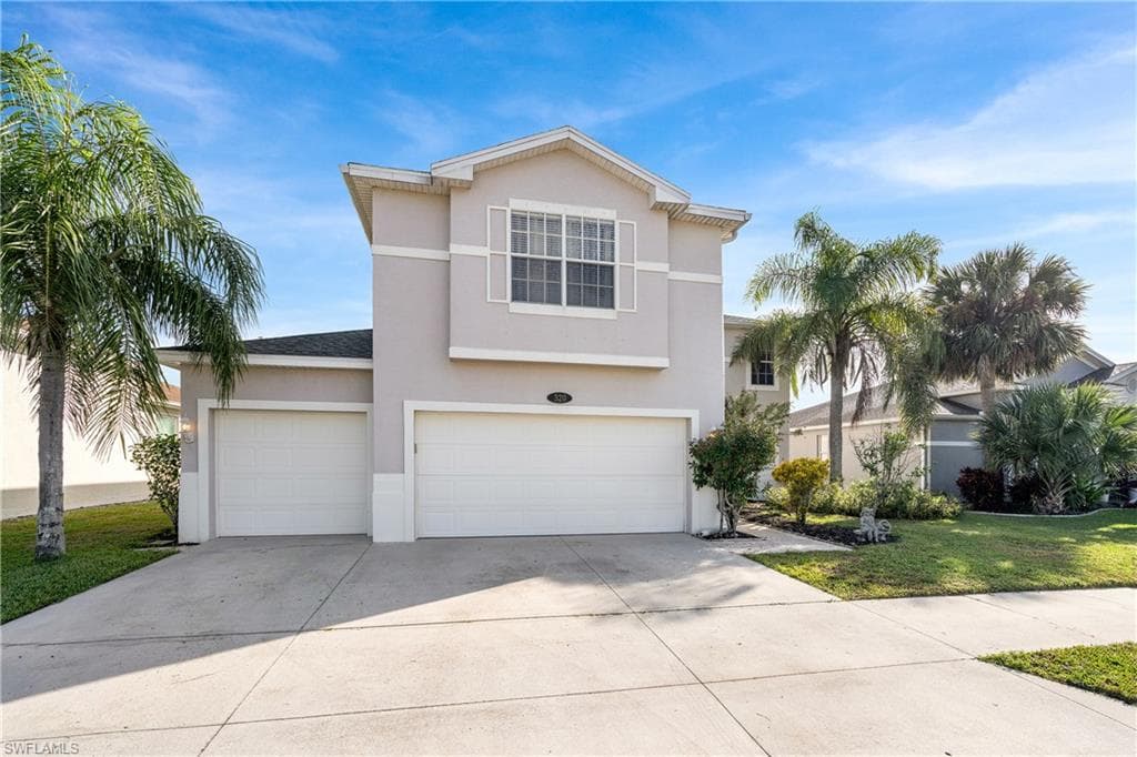 320 Spider Lily LN, NAPLES FL 34119-13