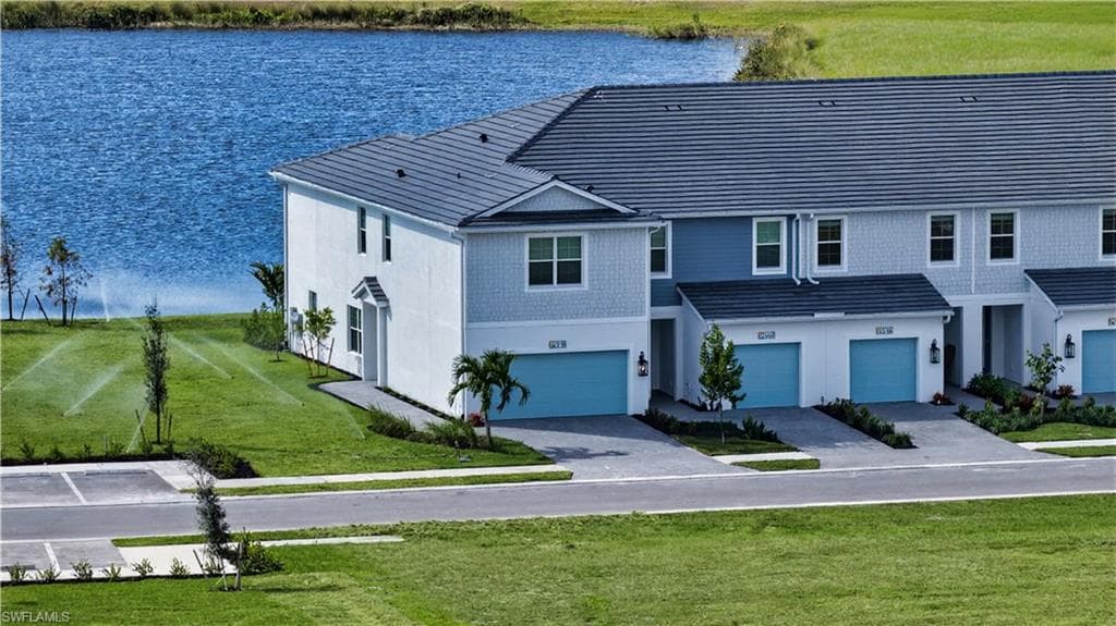 5141 Draco CIR, NAPLES FL 34120-1