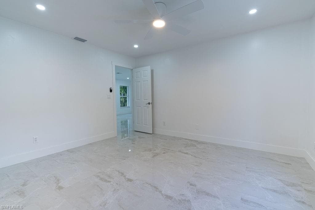 5431 23rd AVE SW, NAPLES FL 34116-33