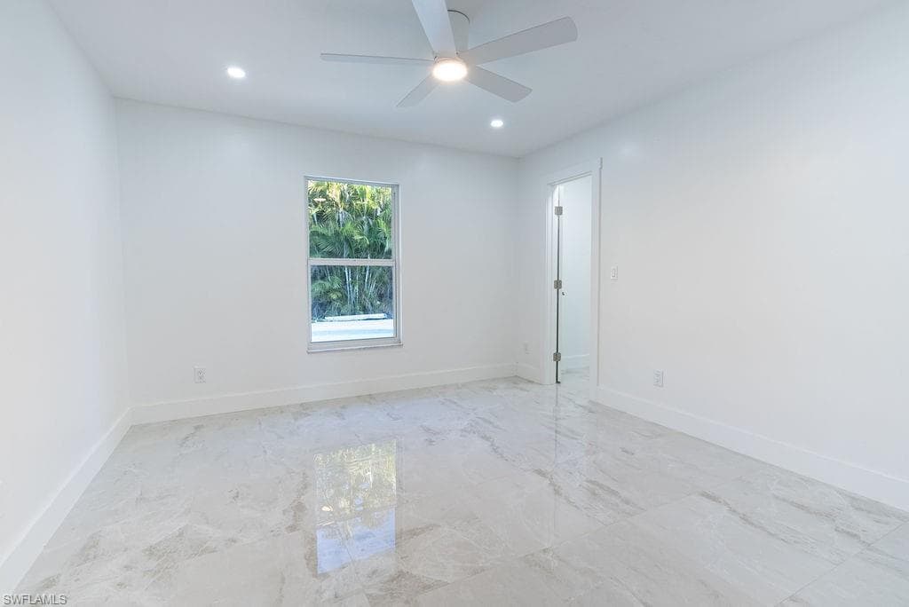 5431 23rd AVE SW, NAPLES FL 34116-30