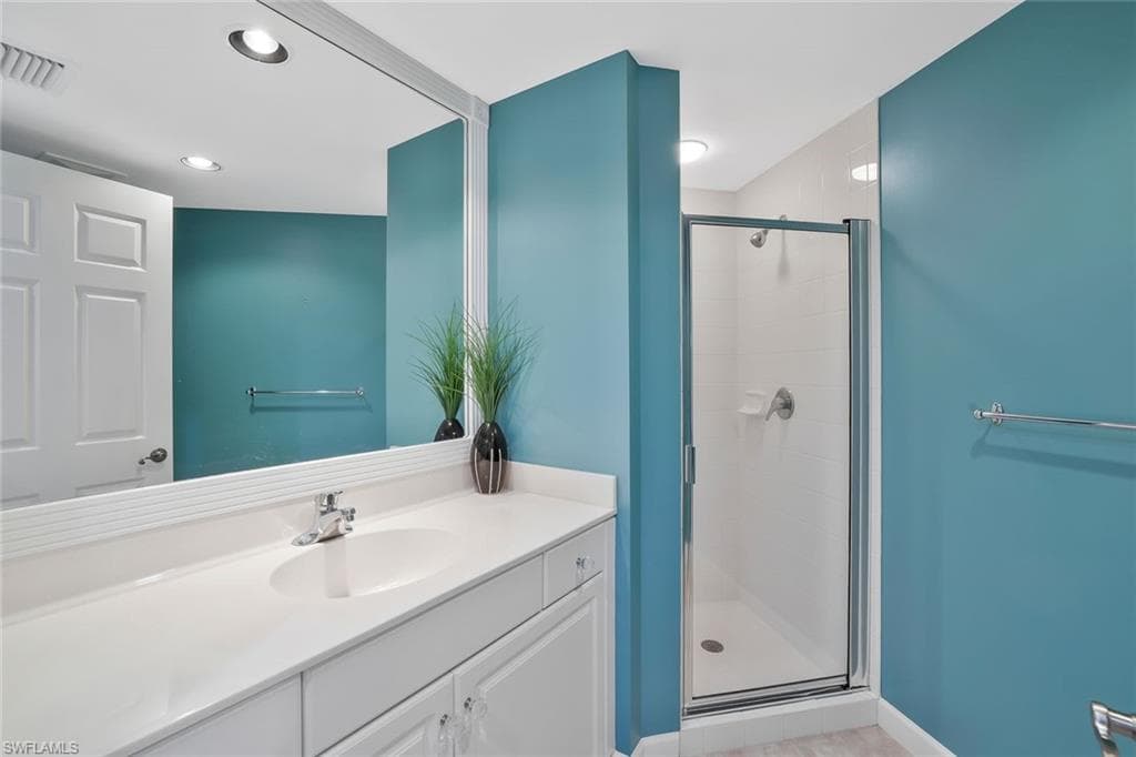 315 DUNES BLVD T-01-18