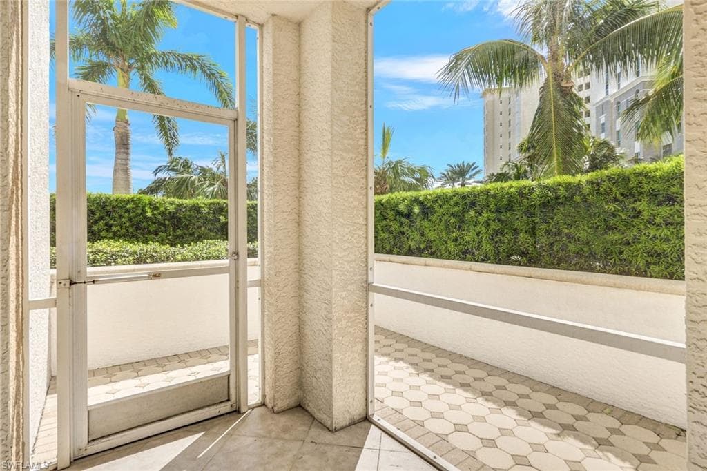 315 DUNES BLVD T-01-20