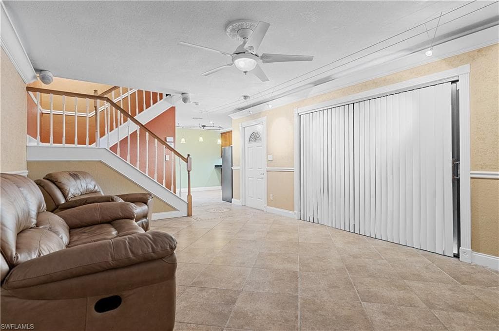 1702 Park Meadows DR # 1, FORT MYERS FL 33907-1