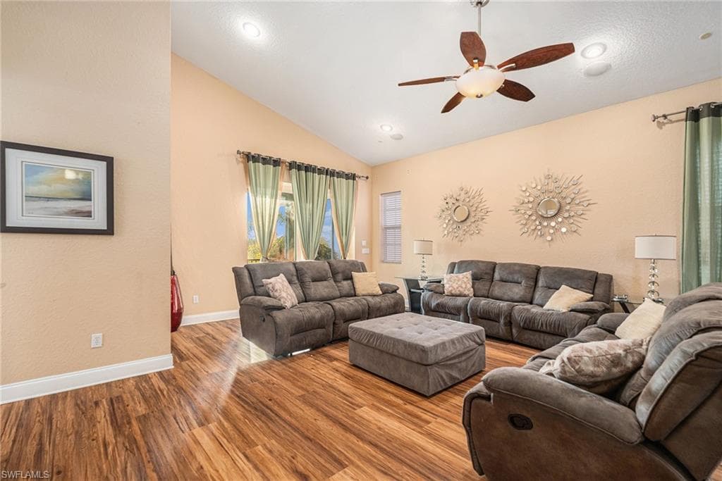 1316 Apollo Beach BLVD S, APOLLO BEACH FL 33572-5