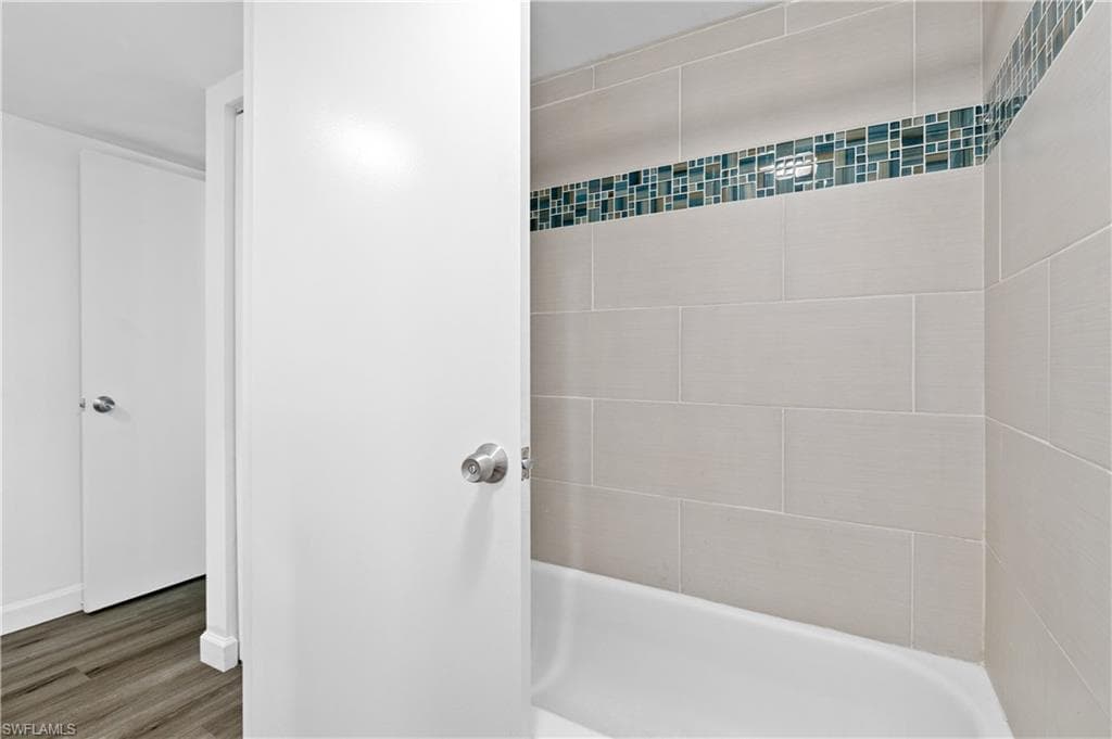 1724 Park Meadows DR 1-18