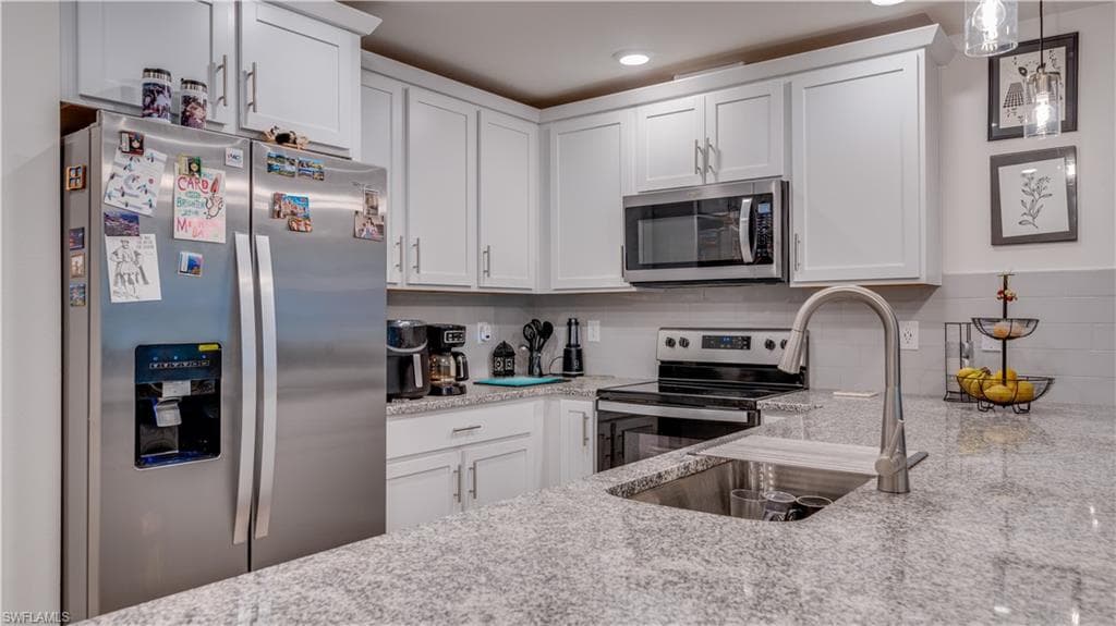 15100 Caspian Tern CT # 102, NORTH FORT MYERS FL 33917-5