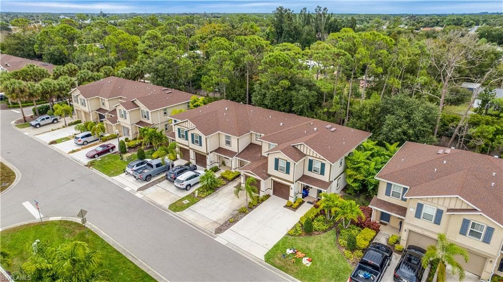 15100 Caspian Tern CT # 102, NORTH FORT MYERS FL 33917-32