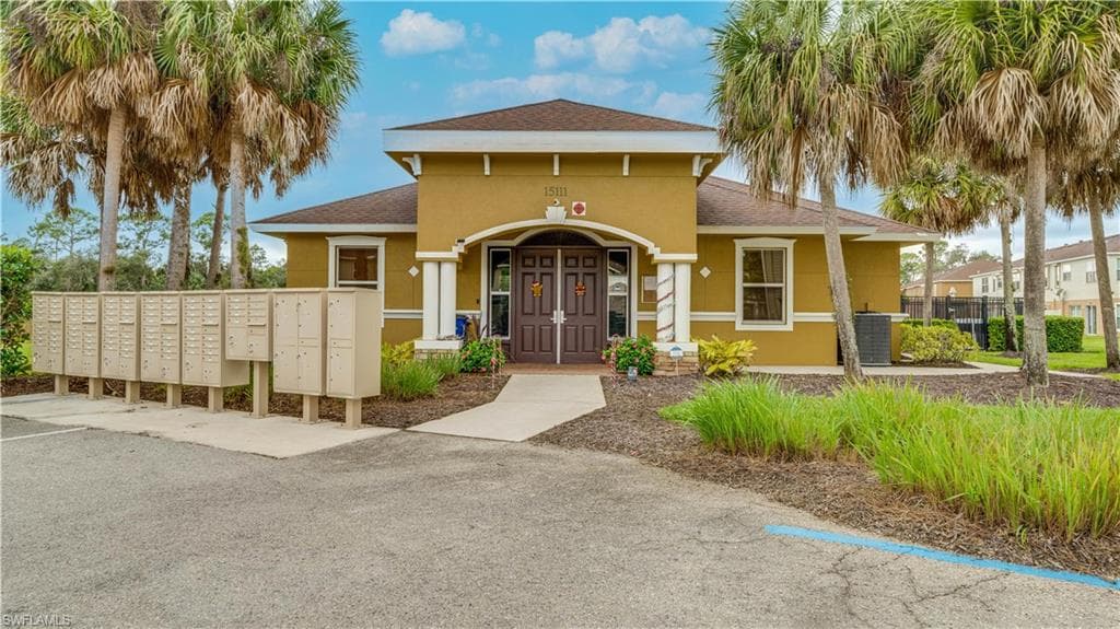 15100 Caspian Tern CT # 102, NORTH FORT MYERS FL 33917-28