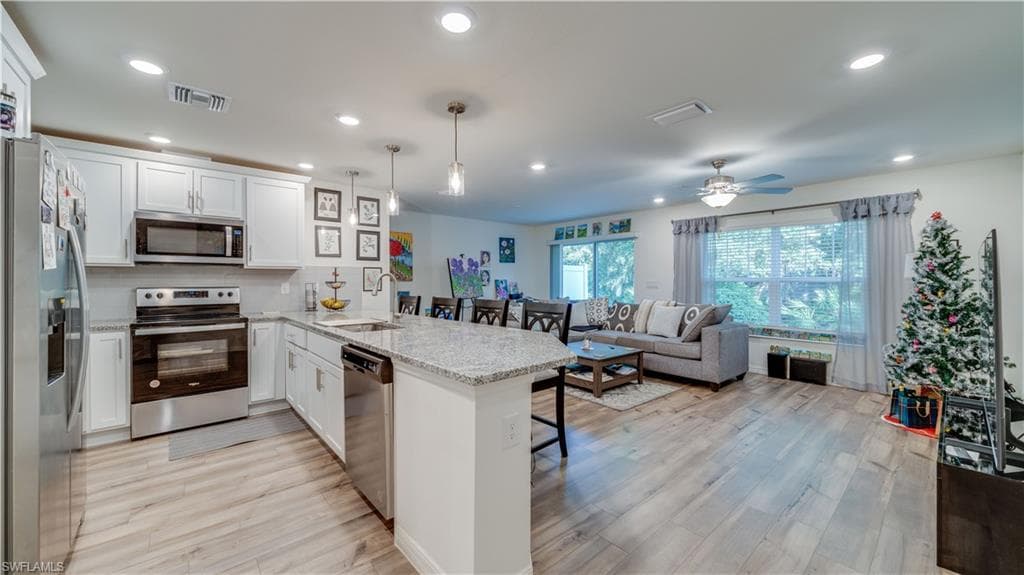 15100 Caspian Tern CT # 102, NORTH FORT MYERS FL 33917-3