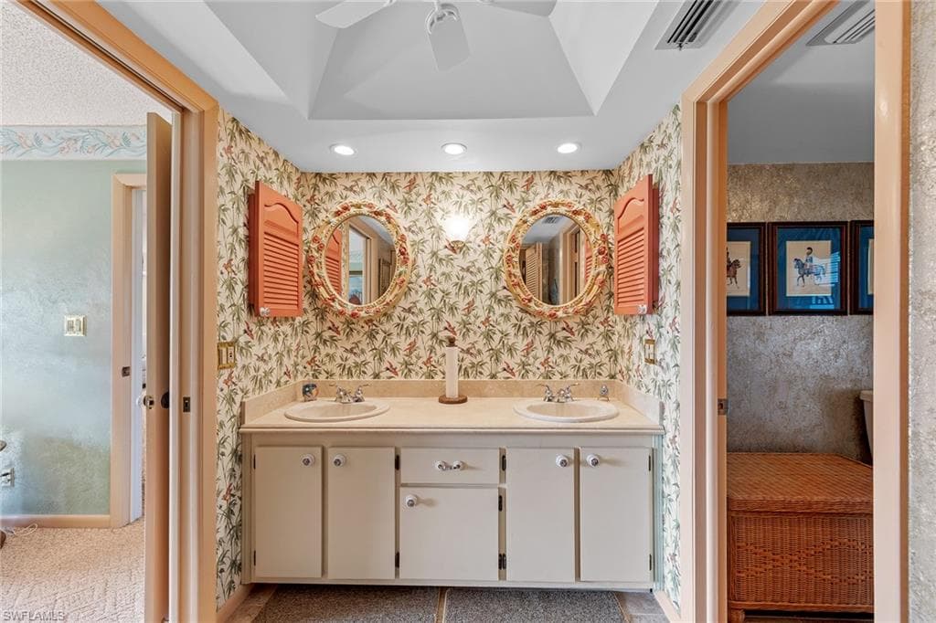 200 Albi RD # 2, NAPLES FL 34112-26