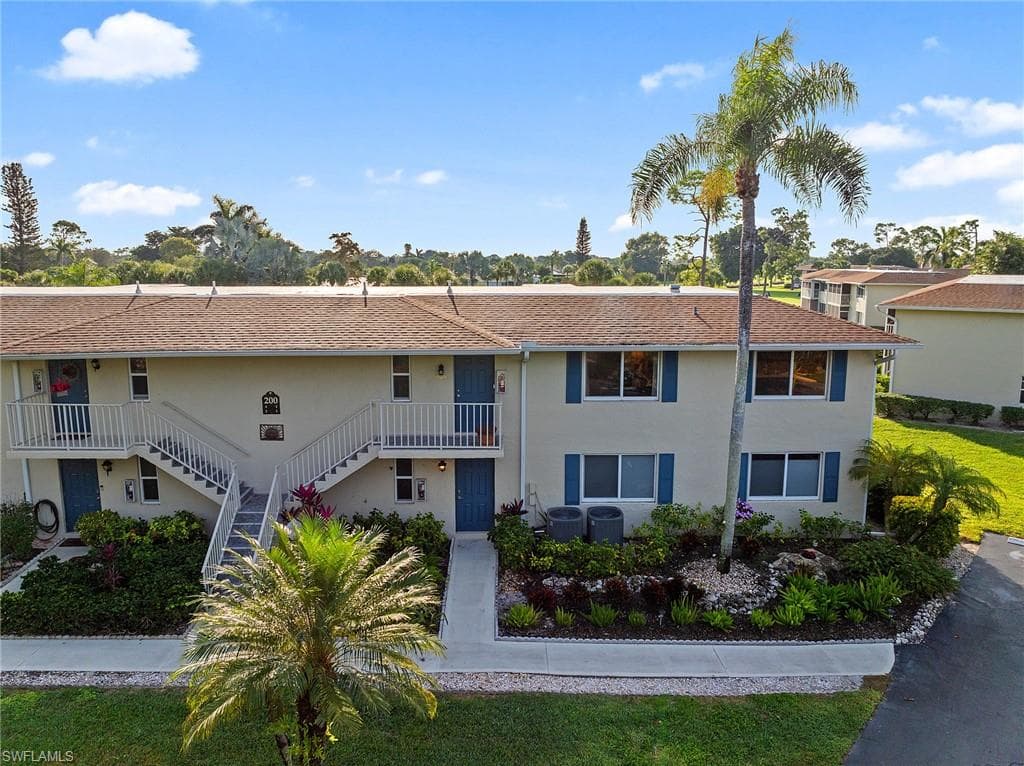 200 Albi RD # 2, NAPLES FL 34112-2