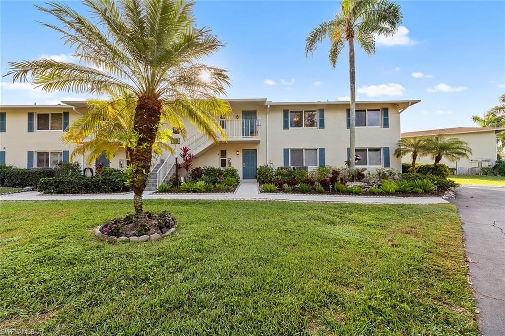 200 Albi RD # 2, NAPLES FL 34112-36