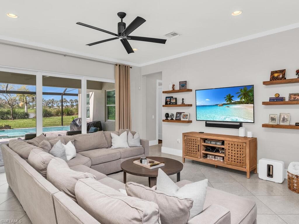 14785 Leeward DR, NAPLES FL 34114-3