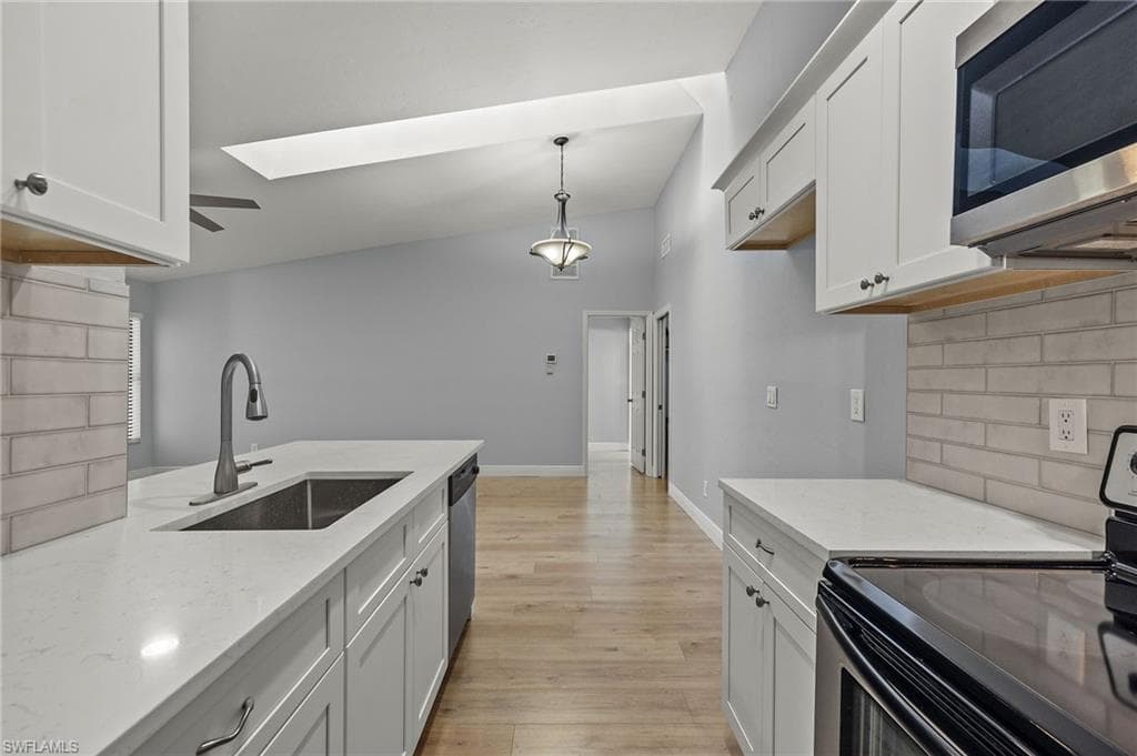 1518 SW Courtyards LN # 197, CAPE CORAL FL 33914-14
