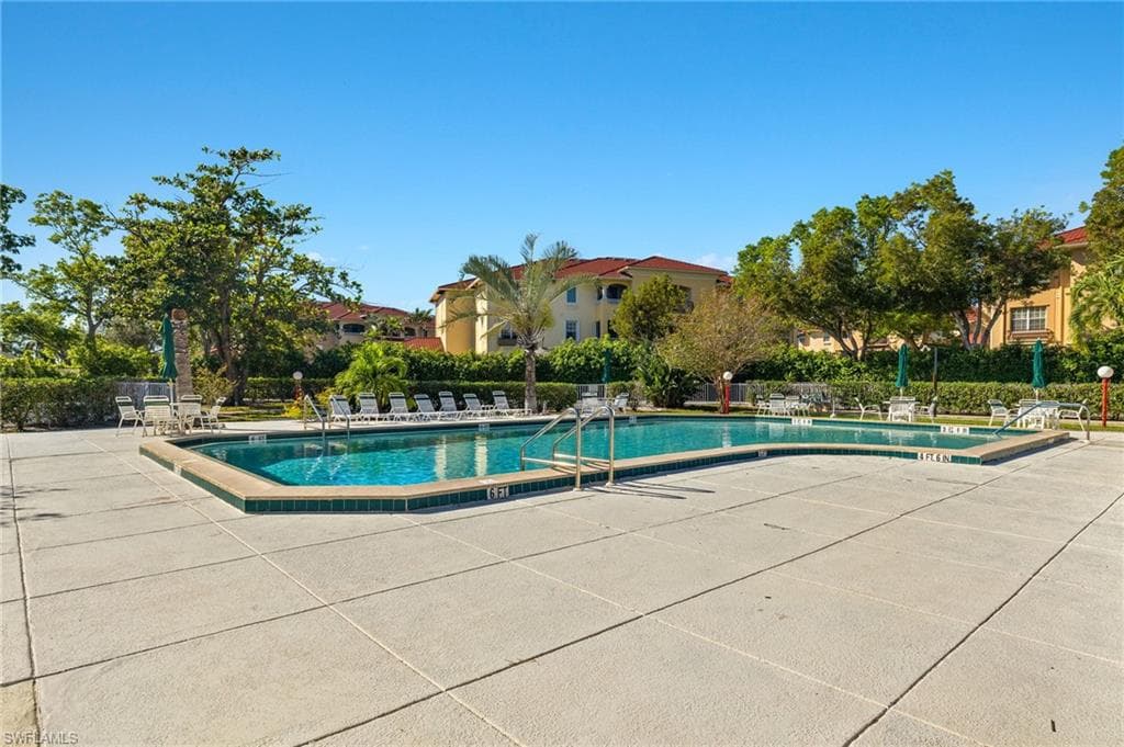 1518 SW Courtyards LN # 197, CAPE CORAL FL 33914-30