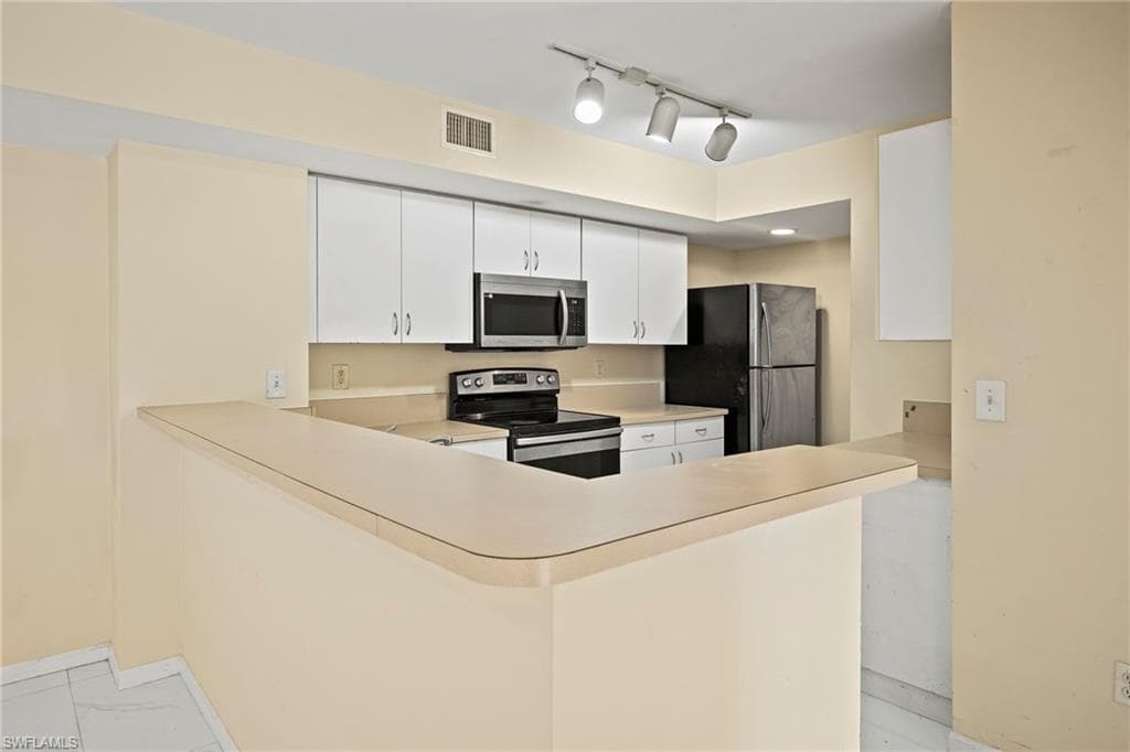 1820 Florida Club CIR # 2103, NAPLES FL 34112-5
