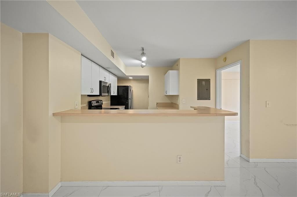 1820 Florida Club CIR # 2103, NAPLES FL 34112-4