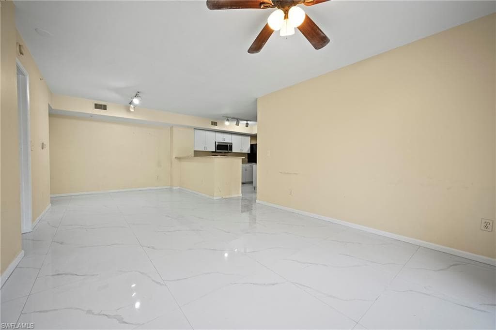 1820 Florida Club CIR # 2103, NAPLES FL 34112-9