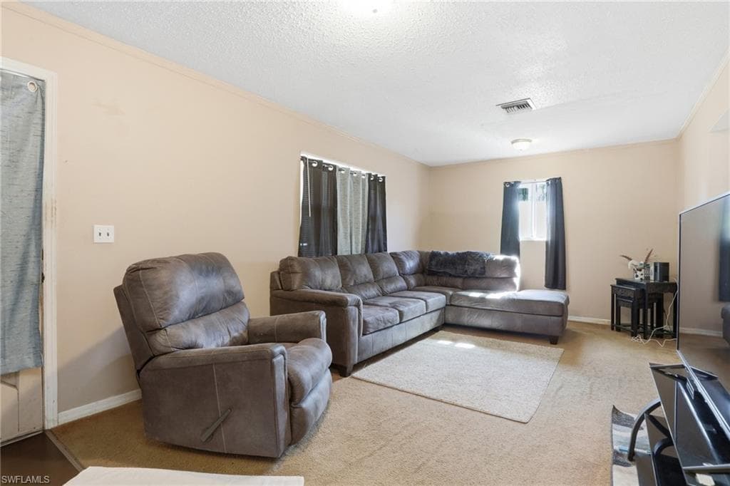 318 Bellair RD, FORT MYERS FL 33905-4