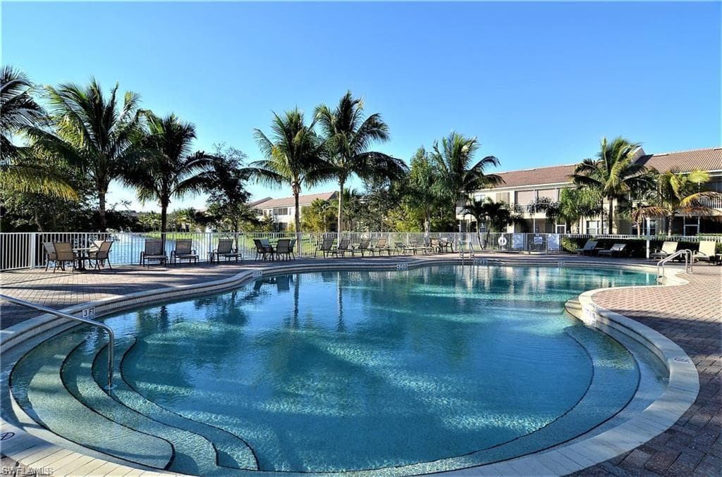 6010 Jonathans Bay CIR # 102, FORT MYERS FL 33908-33