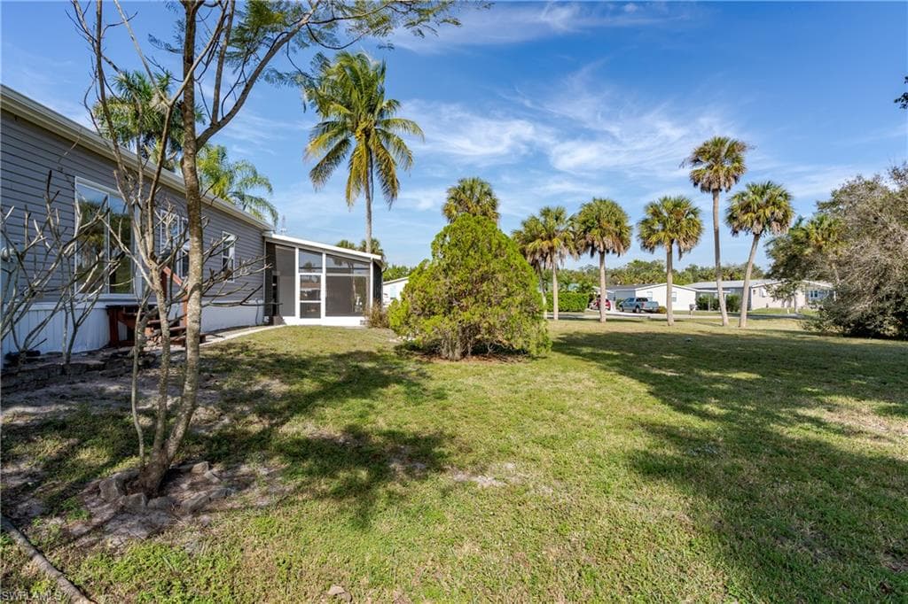 104 Rookery RD, NAPLES FL 34114-23