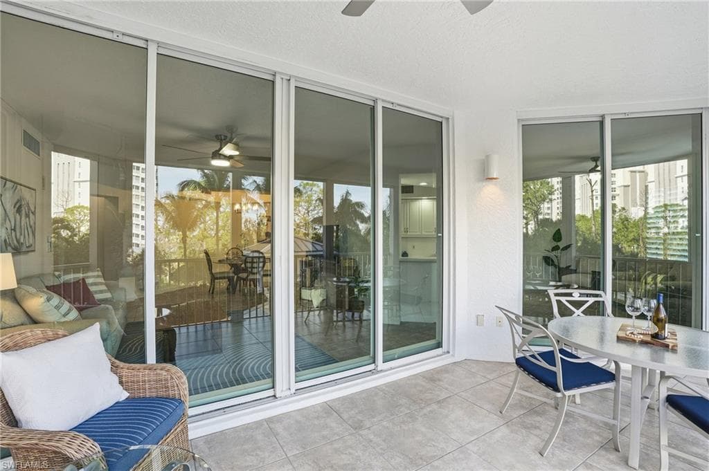 325 Dunes BLVD # 205, NAPLES FL 34110-21