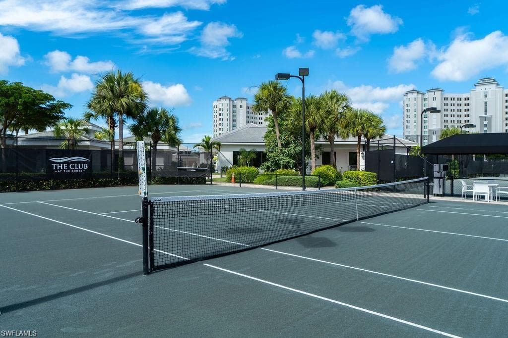325 Dunes BLVD # 205, NAPLES FL 34110-34