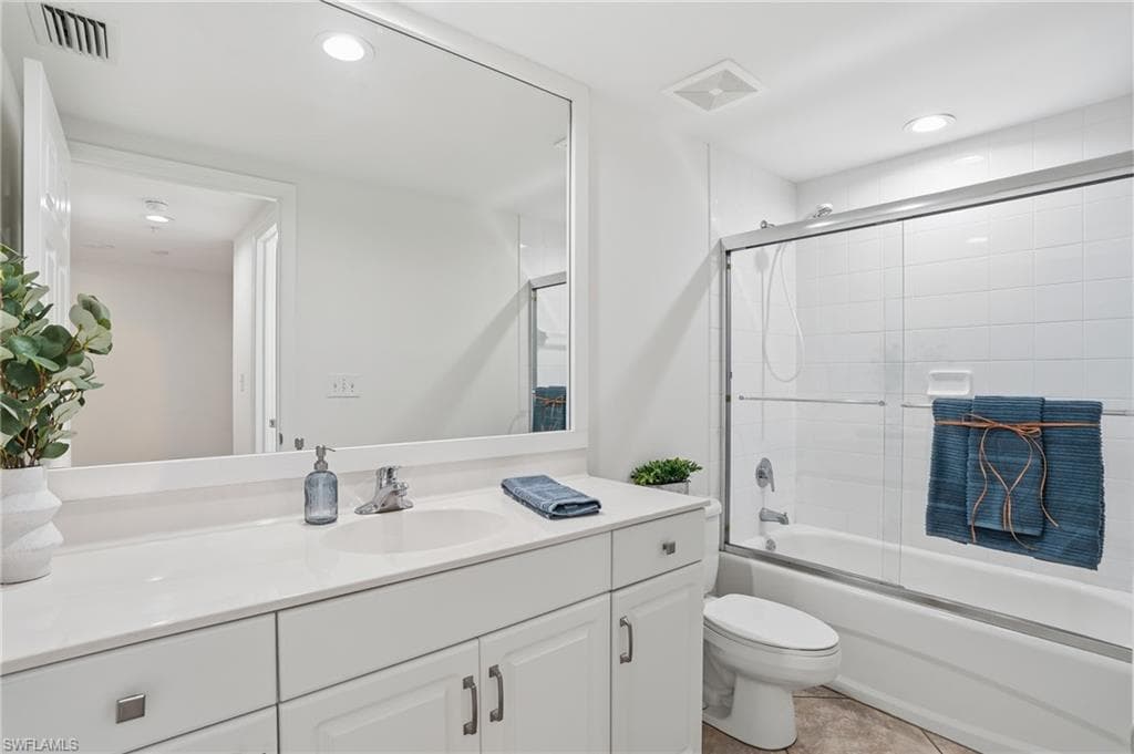 325 Dunes BLVD # 205, NAPLES FL 34110-20