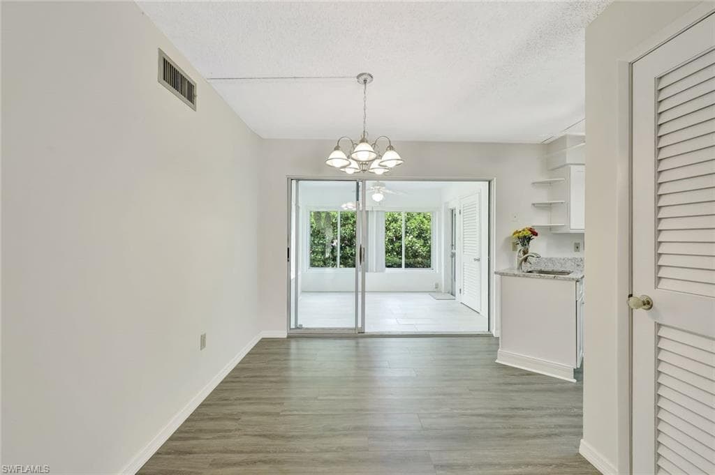 7400 College PKWY # 5A, FORT MYERS FL 33907-11