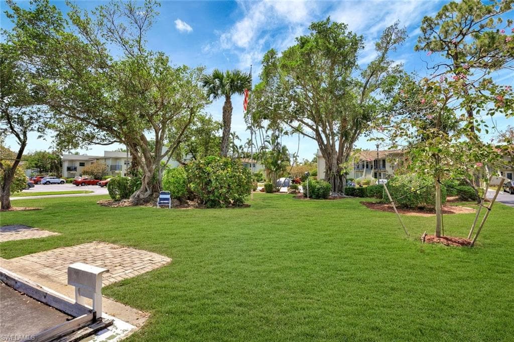 7400 College PKWY # 5A, FORT MYERS FL 33907-2