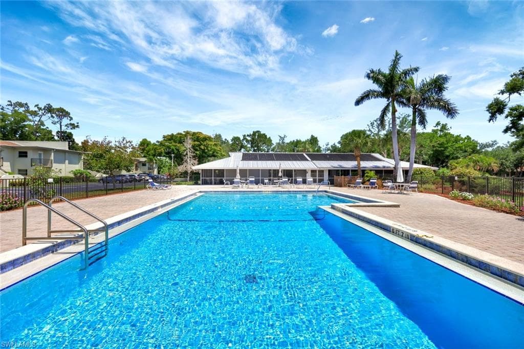 7400 College PKWY # 5A, FORT MYERS FL 33907-27