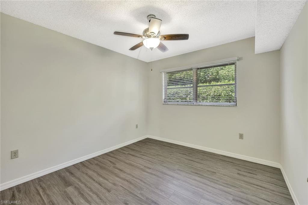 7400 College PKWY # 5A, FORT MYERS FL 33907-23