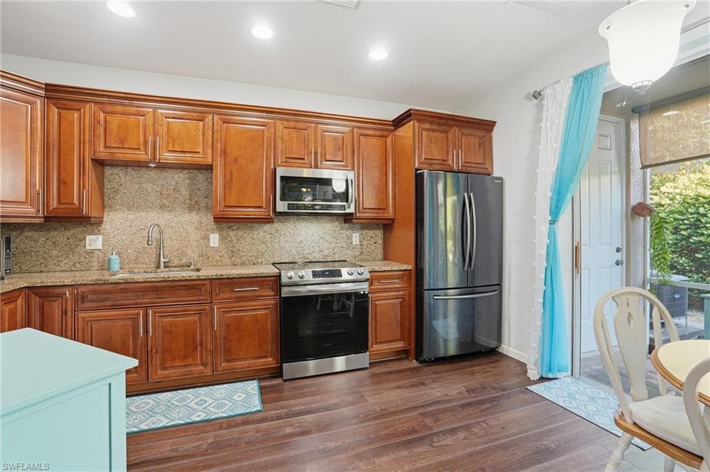 17537 Cherry Ridge LN, FORT MYERS FL 33967-2