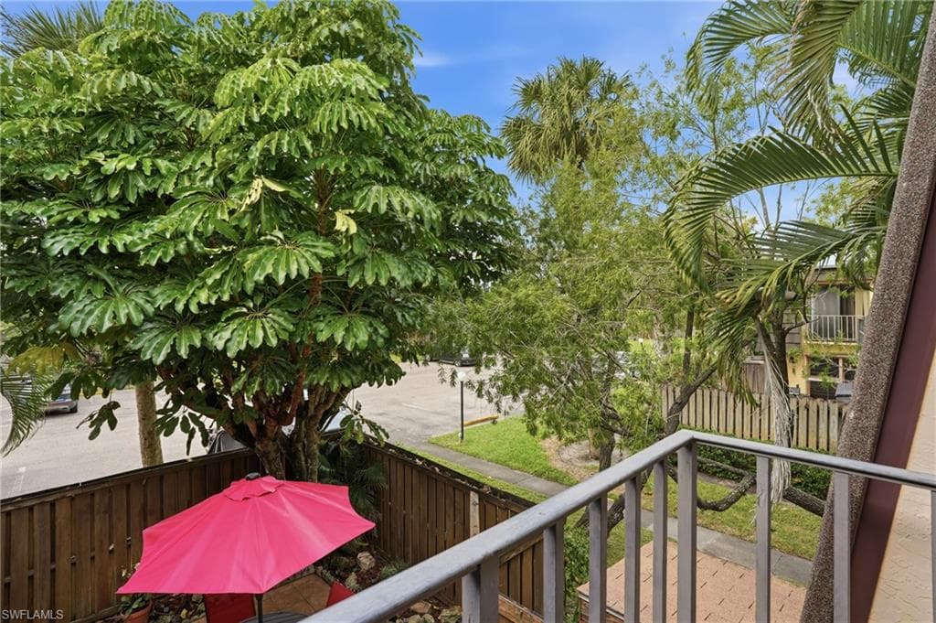 4029 Sandlewood LN # 2, FORT MYERS FL 33907-32