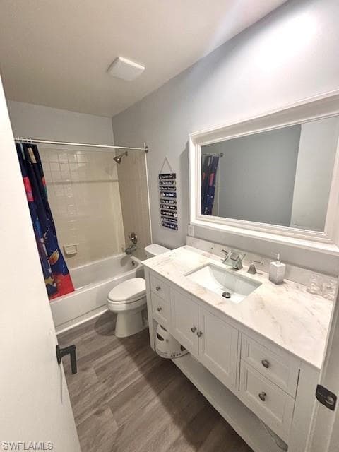 5656 Woodmere Lake CIR C204-12