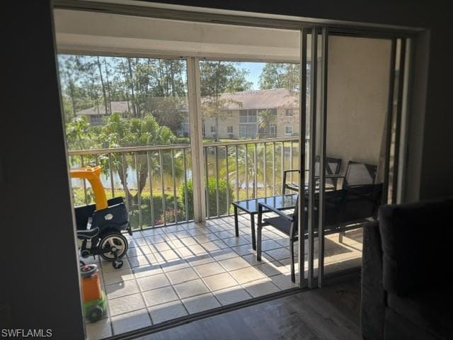 5656 Woodmere Lake CIR C204-4