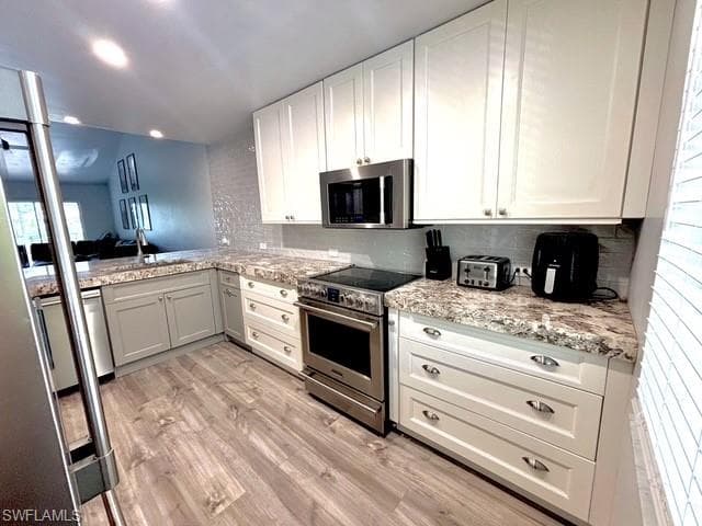 5656 Woodmere Lake CIR C204-3